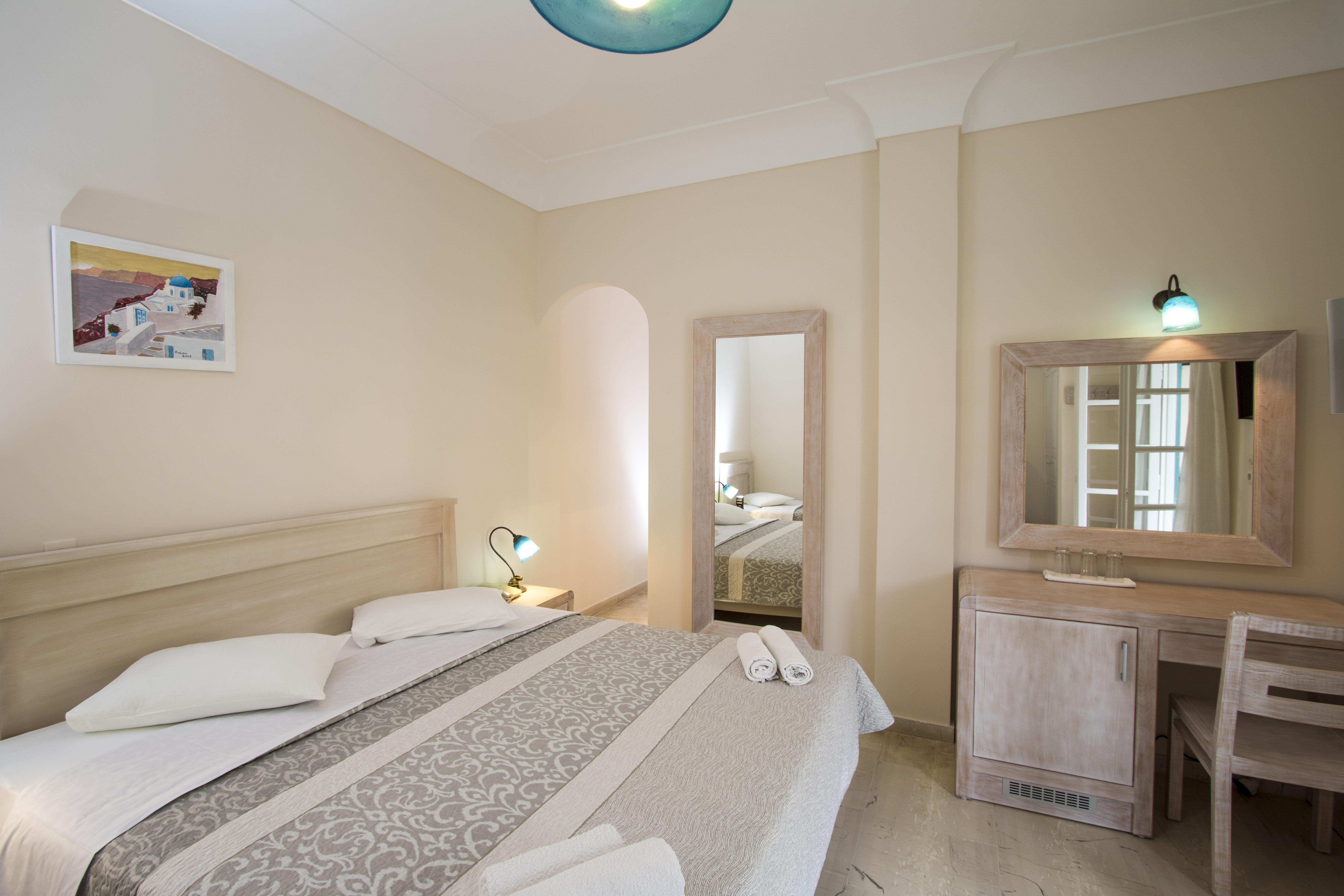 Hotel Andreas Kamári エクステリア 写真